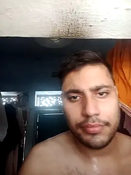 Snapshot of Desirock001 chatting on September 20, 2025, 4:57 am Desirock001 online show from September 20, 2025, 4:57 am