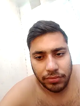 Snapshot of Desirock001 chatting on October 16, 2025, 2:12 am Desirock001 online show from October 16, 2025, 2:12 am