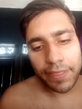 Snapshot of Desirock001 chatting on October 25, 2025, 3:58 am Desirock001 online show from October 25, 2025, 3:58 am