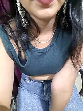 Snapshot of Monalisa670 chatting on October 11, 2025, 7:12 pm Monalisa670 online show from October 11, 2025, 7:12 pm