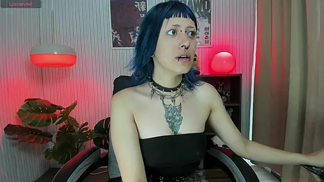 Snapshot of kattusauruss chatting on September 13, 2025, 1:11 pm kattusauruss online show from September 13, 2025, 1:11 pm