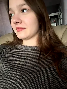 Snapshot of MichelleRoux chatting on September 30, 2025, 10:53 am MichelleRoux online show from September 30, 2025, 10:53 am