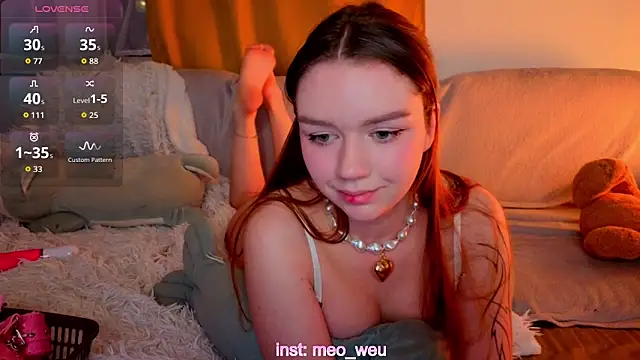 Snapshot of Jiaalisaa chatting on October 17, 2025, 5:37 pm Jiaalisaa online show from October 17, 2025, 5:37 pm