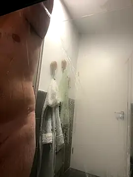 Snapshot of yungdboiy chatting on October 8, 2025, 7:44 pm yungdboiy online show from October 8, 2025, 7:44 pm