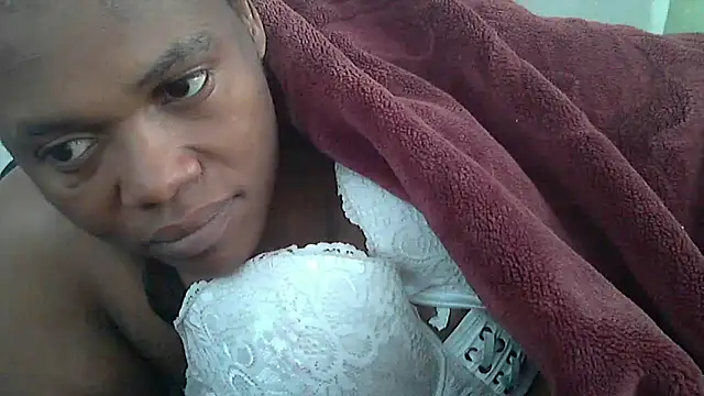 Snapshot of sexythae32 chatting on September 19, 2025, 4:03 am sexythae32 online show from September 19, 2025, 4:03 am