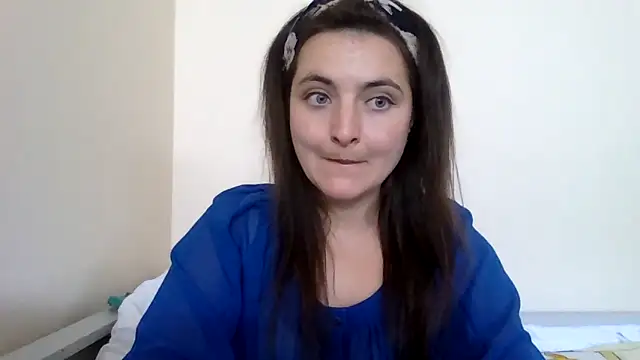 Snapshot of DInaraXRose chatting on September 29, 2025, 11:37 am DInaraXRose online show from September 29, 2025, 11:37 am