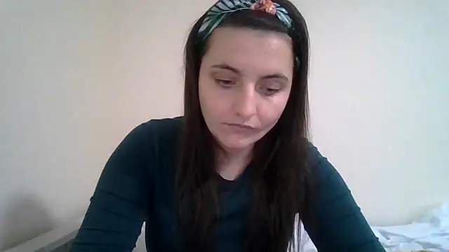 Snapshot of DInaraXRose chatting on November 11, 2025, 10:15 am DInaraXRose online show from November 11, 2025, 10:15 am