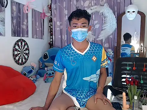 good boy in bed online show from September 30, 2025, 3:39 pm