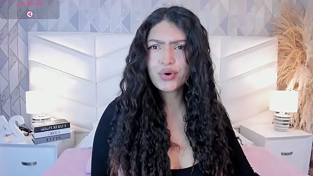 Snapshot of victoria___jonnes chatting on September 20, 2025, 12:28 pm victoria jonnes online show from September 20, 2025, 12:28 pm