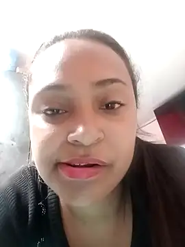 Snapshot of frutica69xx chatting on October 27, 2025, 6:01 pm frutica69xx online show from October 27, 2025, 6:01 pm