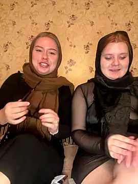 Snapshot of Tomyris_yuki chatting on October 27, 2025, 11:52 pm Tomyris yuki online show from October 27, 2025, 11:52 pm