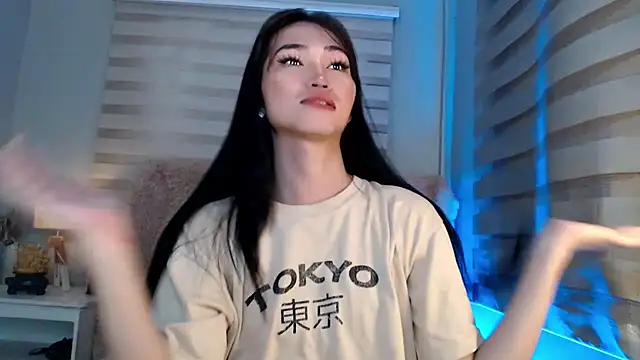 Snapshot of lovelychanel69xx chatting on October 11, 2025, 11:14 pm lovelychanel69xx online show from October 11, 2025, 11:14 pm