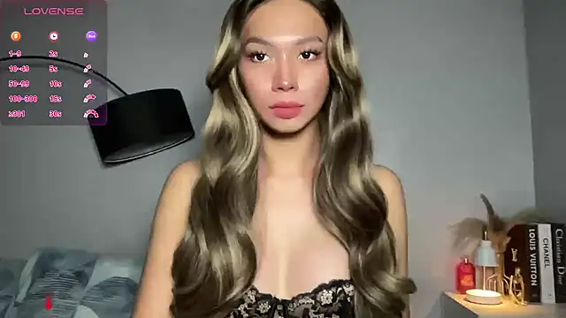 Snapshot of Demi_Maddison chatting on September 26, 2025, 4:22 pm Demi Maddison online show from September 26, 2025, 4:22 pm