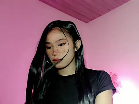 Snapshot of Maxine_Sucks chatting on October 8, 2025, 12:14 pm Maxine Sucks online show from October 8, 2025, 12:14 pm