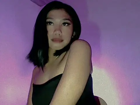 Snapshot of Maxine_Sucks chatting on October 24, 2025, 1:07 pm Maxine Sucks online show from October 24, 2025, 1:07 pm