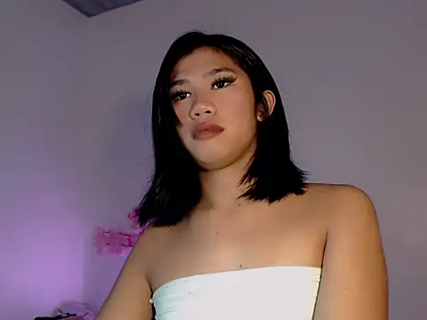 Snapshot of Maxine_Sucks chatting on October 29, 2025, 1:35 pm Maxine Sucks online show from October 29, 2025, 1:35 pm