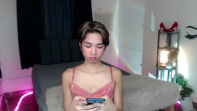 Lavictoriathegreat online show from November 19, 2025, 2:39 pm