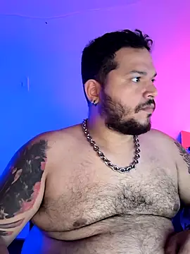 Snapshot of DannyBearrr chatting on September 23, 2025, 4:37 am DannyBearrr online show from September 23, 2025, 4:37 am