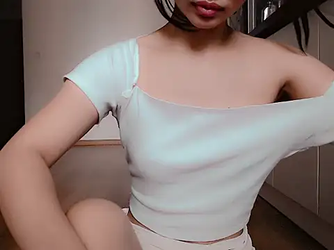 Snapshot of Tea_Mei chatting on October 12, 2025, 3:38 am Tea Mei online show from October 12, 2025, 3:38 am