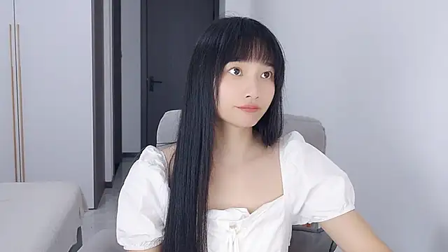 Lisa-3333 online show from September 24, 2025, 1:58 pm