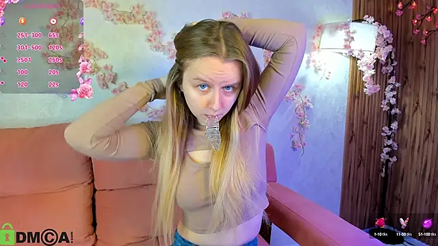 Snapshot of Rina_Panic chatting on October 8, 2025, 1:03 am Rina Panic online show from October 8, 2025, 1:03 am