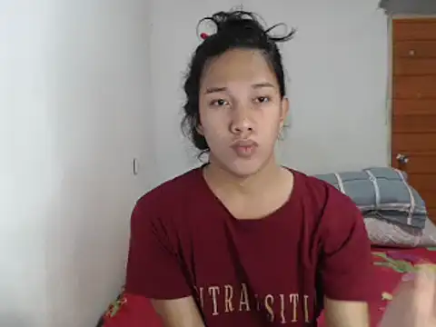 Snapshot of miss_venus11 chatting on October 2, 2025, 10:28 pm miss venus11 online show from October 2, 2025, 10:28 pm