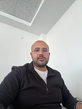 Snapshot of Burak6850 chatting on November 5, 2025, 10:37 am Burak6850 online show from November 5, 2025, 10:37 am