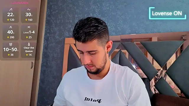 Snapshot of ryan_evanss chatting on September 28, 2025, 4:12 pm ryan evanss online show from September 28, 2025, 4:12 pm
