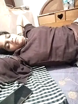 Snapshot of Sofia_kuuu chatting on September 21, 2025, 4:03 am Sofia kuuu online show from September 21, 2025, 4:03 am