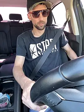 Snapshot of thejohnryancollection chatting on October 10, 2025, 8:52 pm thejohnryancollection online show from October 10, 2025, 8:52 pm