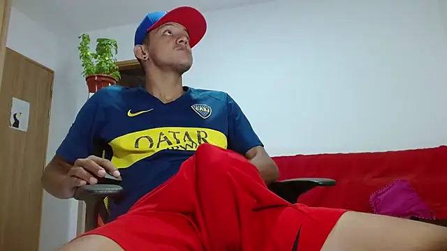 Snapshot of skinny23cm chatting on October 21, 2025, 12:17 pm skinny23cm online show from October 21, 2025, 12:17 pm