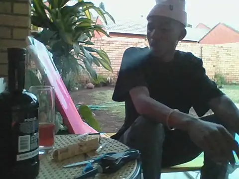 Snapshot of bhutimjongeni chatting on September 20, 2025, 4:08 pm bhutimjongeni online show from September 20, 2025, 4:08 pm