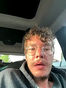 Snapshot of Hungboxer69 chatting on September 23, 2025, 2:09 pm Hungboxer69 online show from September 23, 2025, 2:09 pm