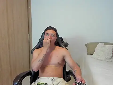 broly becker online show from November 12, 2025, 2:34 am