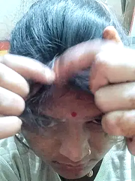 Snapshot of Hot_mirchjii chatting on November 4, 2025, 1:38 am Hot mirchjii online show from November 4, 2025, 1:38 am