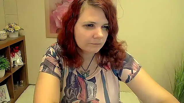 Snapshot of TwoBigSuns chatting on September 24, 2025, 7:01 am TwoBigSuns online show from September 24, 2025, 7:01 am