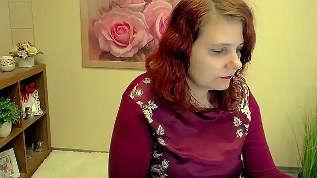 Snapshot of TwoBigSuns chatting on October 9, 2025, 7:17 am TwoBigSuns online show from October 9, 2025, 7:17 am