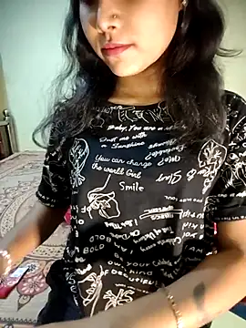 Snapshot of Snaya-baby chatting on October 15, 2025, 6:30 pm Snaya-baby online show from October 15, 2025, 6:30 pm