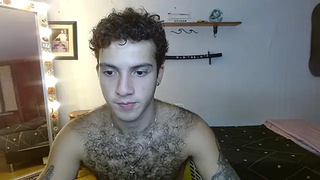 Snapshot of ocean_boy chatting on October 21, 2025, 7:14 pm ocean boy online show from October 21, 2025, 7:14 pm