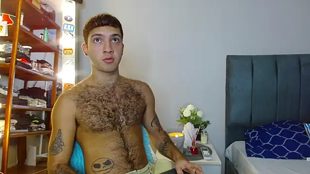 Snapshot of ocean_boy chatting on November 10, 2025, 2:38 pm ocean boy online show from November 10, 2025, 2:38 pm