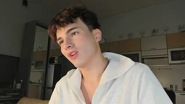 Snapshot of mystic_evan chatting on September 18, 2025, 1:57 pm mystic evan online show from September 18, 2025, 1:57 pm