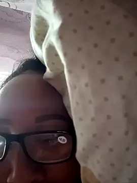 Snapshot of Mamapm20 chatting on September 13, 2025, 8:41 pm Mamapm20 online show from September 13, 2025, 8:41 pm