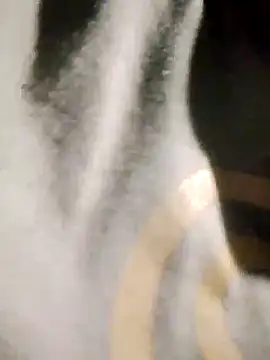 Snapshot of Mamapm20 chatting on October 2, 2025, 11:17 am Mamapm20 online show from October 2, 2025, 11:17 am