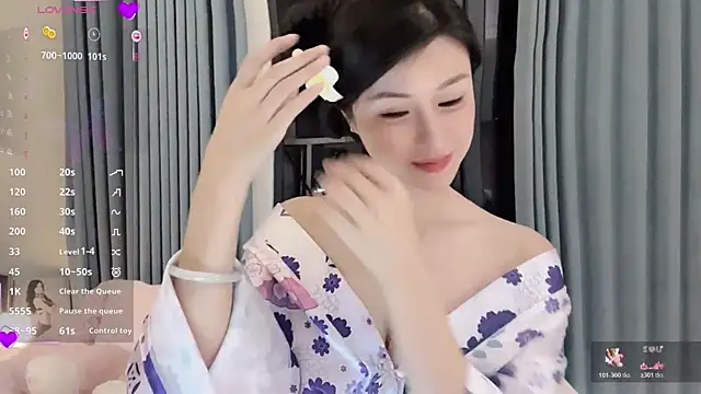 Snapshot of Ranraniris chatting on October 21, 2025, 5:13 pm Ranraniris online show from October 21, 2025, 5:13 pm