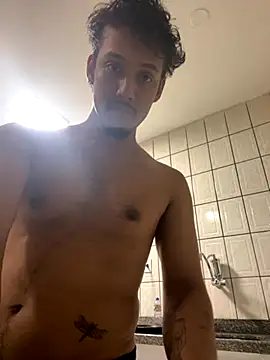 Snapshot of BAGHEERAPGG chatting on October 13, 2025, 1:05 am BAGHEERAPGG online show from October 13, 2025, 1:05 am