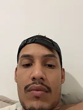 Snapshot of BAGHEERAPGG chatting on October 15, 2025, 4:23 am BAGHEERAPGG online show from October 15, 2025, 4:23 am