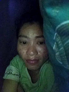 Snapshot of Phuongphuongg chatting on September 14, 2025, 8:41 pm Phuongphuongg online show from September 14, 2025, 8:41 pm