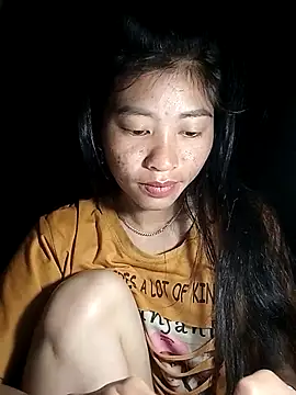 Snapshot of Phuongphuongg chatting on October 21, 2025, 9:26 pm Phuongphuongg online show from October 21, 2025, 9:26 pm