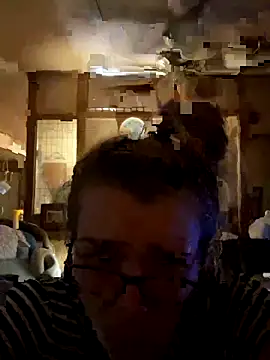 Snapshot of bb_empress chatting on October 5, 2025, 7:12 pm bb empress online show from October 5, 2025, 7:12 pm