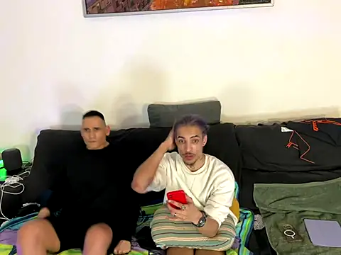 Snapshot of Rk2BUBU chatting on October 18, 2025, 7:36 pm Rk2BUBU online show from October 18, 2025, 7:36 pm